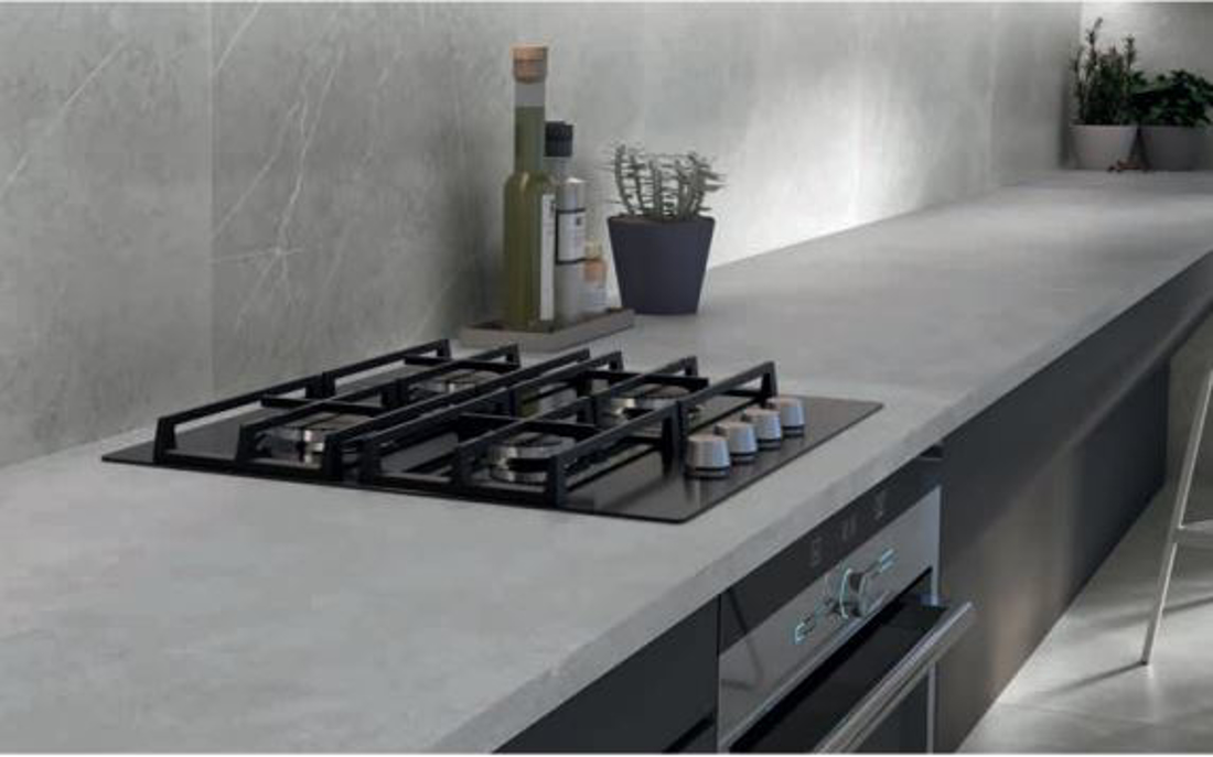 Slika od COSMOPOLITA SILVER 320x160