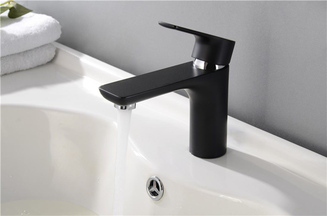 Slika od SLAVINA ZA LAVABO MAT CRNA NISKA